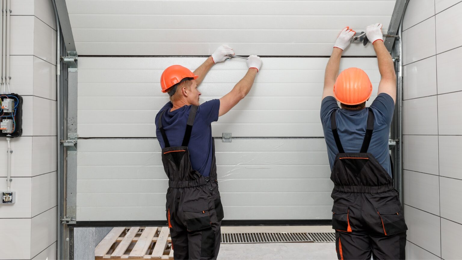 What to Expect During a Garage Door Installation in Charlestown